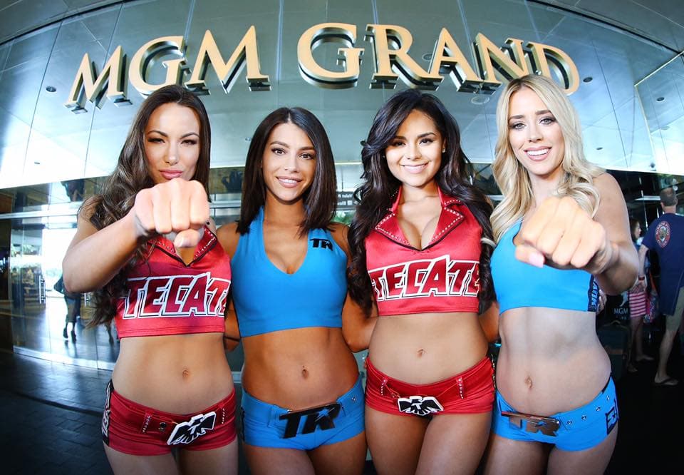 Manny Pacquiao y Timothy Bradley hicieron su arribo a Las Vegas.