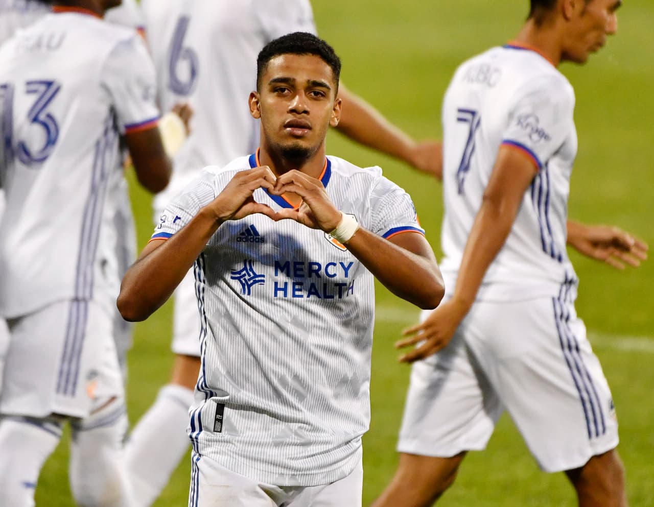 En ese mismo partido el delantero brasileño Brenner Souza da Silva firmó dos tantos para el equipo del estado de Ohio.
<br>