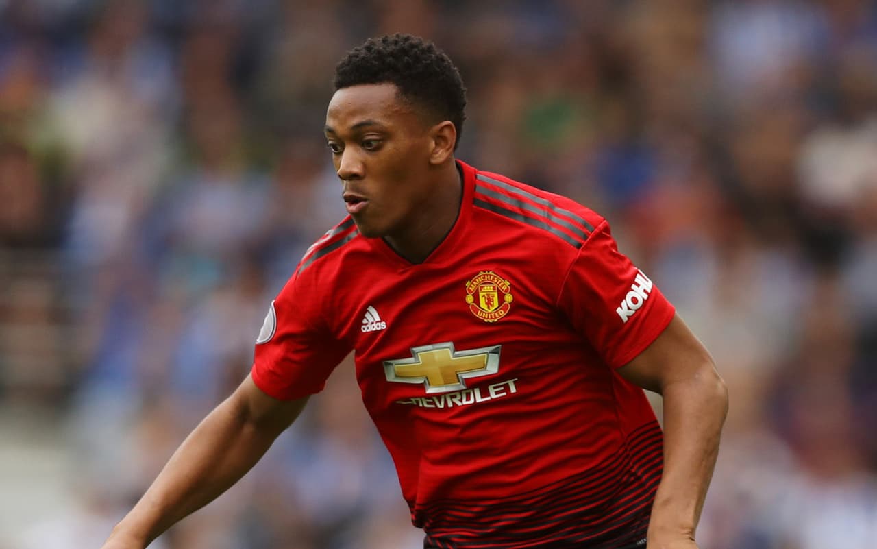 Otro de los jugadores que suena en la capital andaluza es Anthony Martial para unirse al Sevilla. Julian Draxler, Kagawa y el delantero francés suenan con fuerza para su mediocampo.