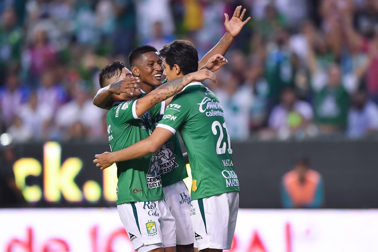 Lo que parecía una plácida victoria de León acabó siendo un apretado triunfo 4-3 sobre el Guadalajara.
