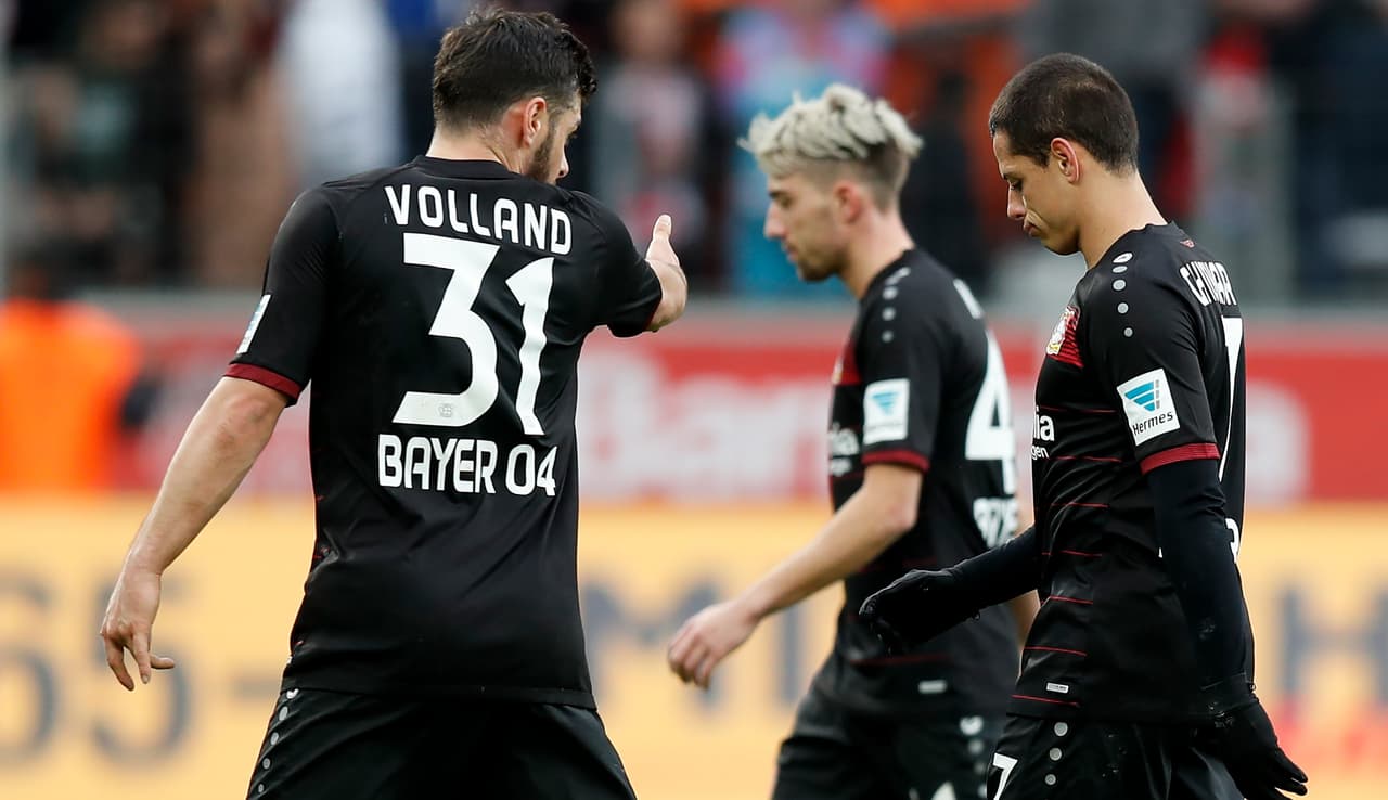 Tras los goles tempraneros, el Bayer Leverkusen no encontró reacción, pese a que sus jugadores buscaban mejorar su presentación.