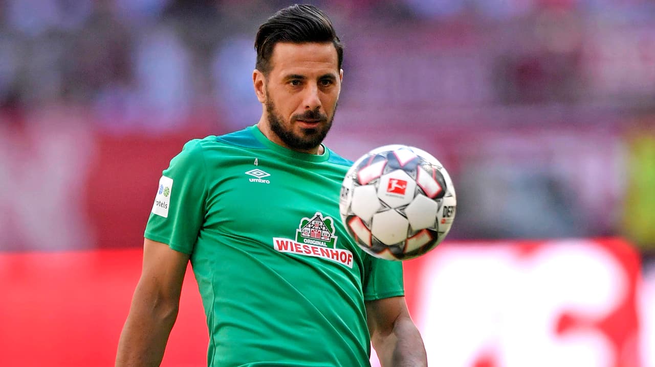 Claudio Pizarro: “Rechacé al Betis y al Real Madrid”