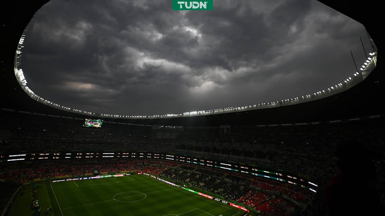 ¡Diluvio en CDMX! México vs. Ecuador pospone inicio por tormenta eléctrica