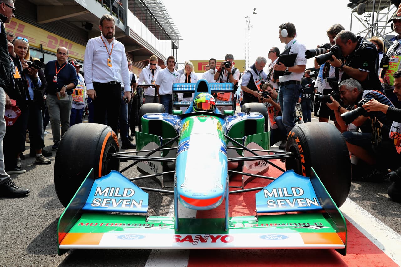 El hijo de Schumacher rinde homenaje a su papá en el GP de Bélgica