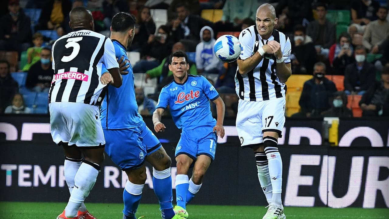 Spalletti, DT del Napoli, alaba jugada y gol de 'Chucky' Lozano