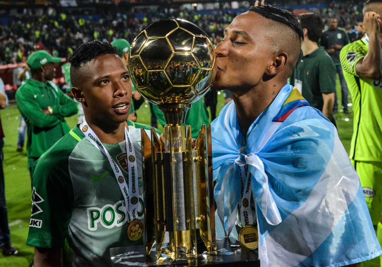 Pero también consiguió la Recopa Sudamericana ante Chapecoense, jugando en ambas finales.