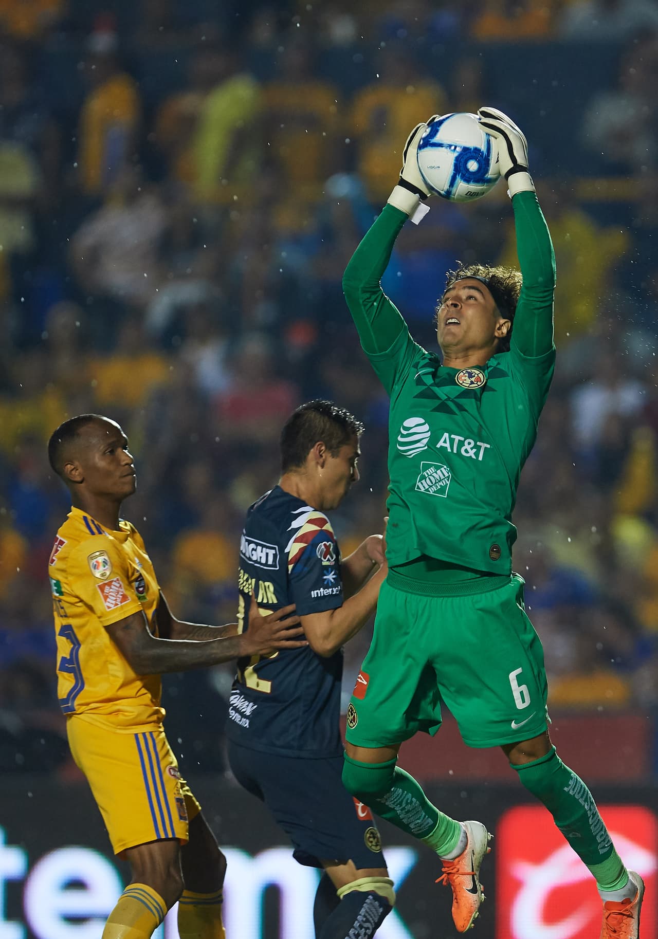 during the game Tigres UANL vs América, corresponding to day 6 of the Torneo Clausura 2019 of the Liga BBVA MX, at Universitario Stadium, on August 24, 2019.
<br>
<br> durante el partido Tigres UANL vs América, correspondiente a la jornada 6 del Torneo Apertura 2019 de la Liga BBVA MX, en el Estadio Universitario, el 24 de Agosto de 2019.