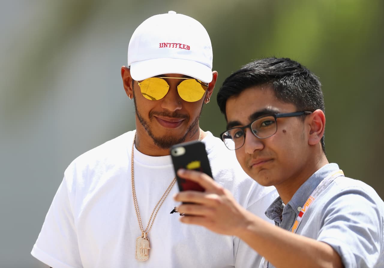 El piloto de Mercedes se ha consolidado como una figura de la Fórmula 1 a nivel mundial, con fanáticos en todos los continentes. Por eso busca su cuarto título mundial.