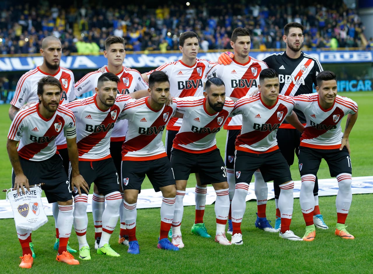 5: River Plate tiene 8.2 millones en Facebook, 2.2 millones en Twitter y 1.4 millones en Instagram.