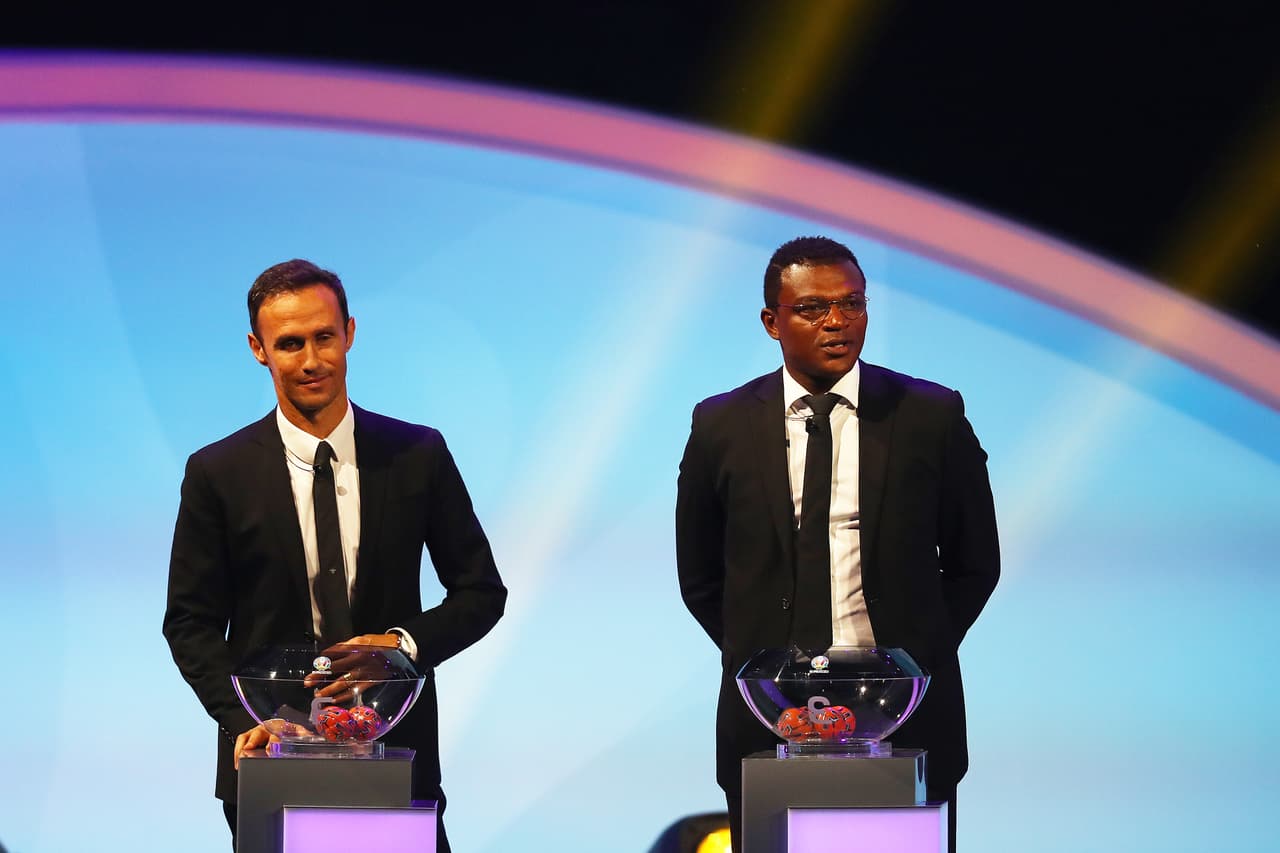 Grupo D: Inglaterra, Croacia, ganador play-off C, República Checa.