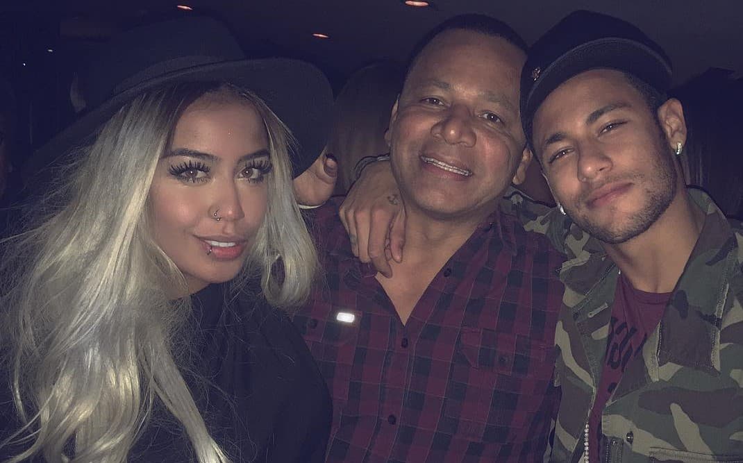 Lo mismo pasó al año siguiente cuando el Barcelona venció al Rayo Vallecano, 1-5, y el vio el cartón amarillo.