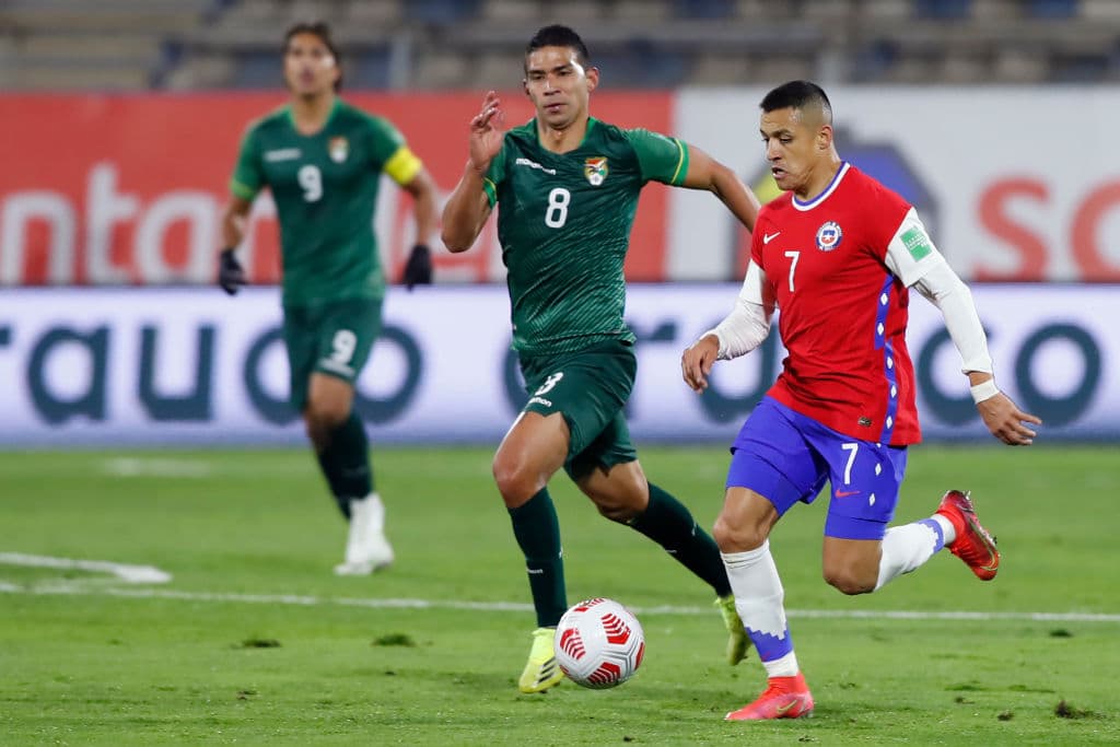 Chile regala un penal al minuto 82 y el goleador de Bolivia Marcelo Moreno no los perdona y pone el 1-1 definitivo.