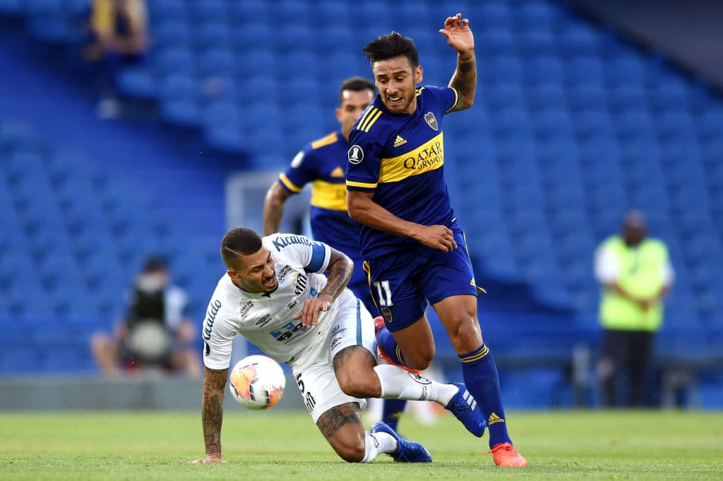 Sin ventaja para nadie, Boca y Santos deberán resolver la eliminación en Brasil tras el empate 0-0 del día de hoy en la Bombonera.