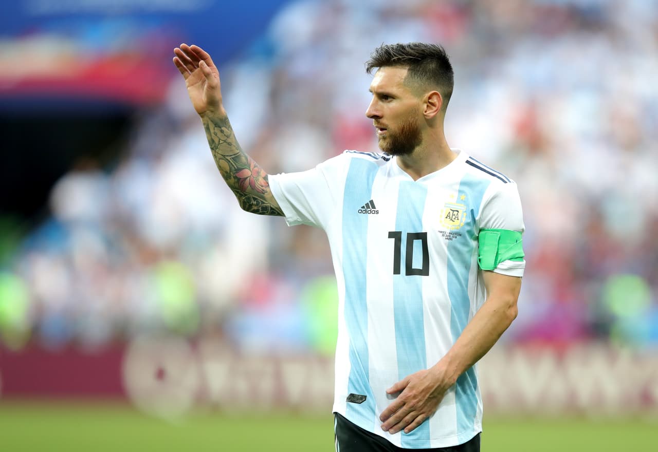 KAZAN, RUSSIA - JUNE 30: Lionel Messi of Argentina gestures during the 2018 FIFA World Cup Russia Round of 16 match between France and Argentina at Kazan Arena on June 30, 2018 in Kazan, Russia. (Photo by Alexander Hassenstein/Getty Images)