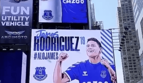 Por fichaje de James con Everton iluminan torre en Bogotá y el Time Square