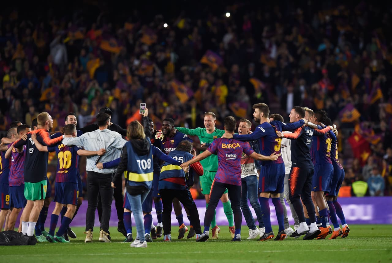 Un abrazo colectivo fue la muestra de un equipo cuya unidad al final de esta temporada quedó reflejada, a pesar de que faltó poco para el triplete con Champions League.