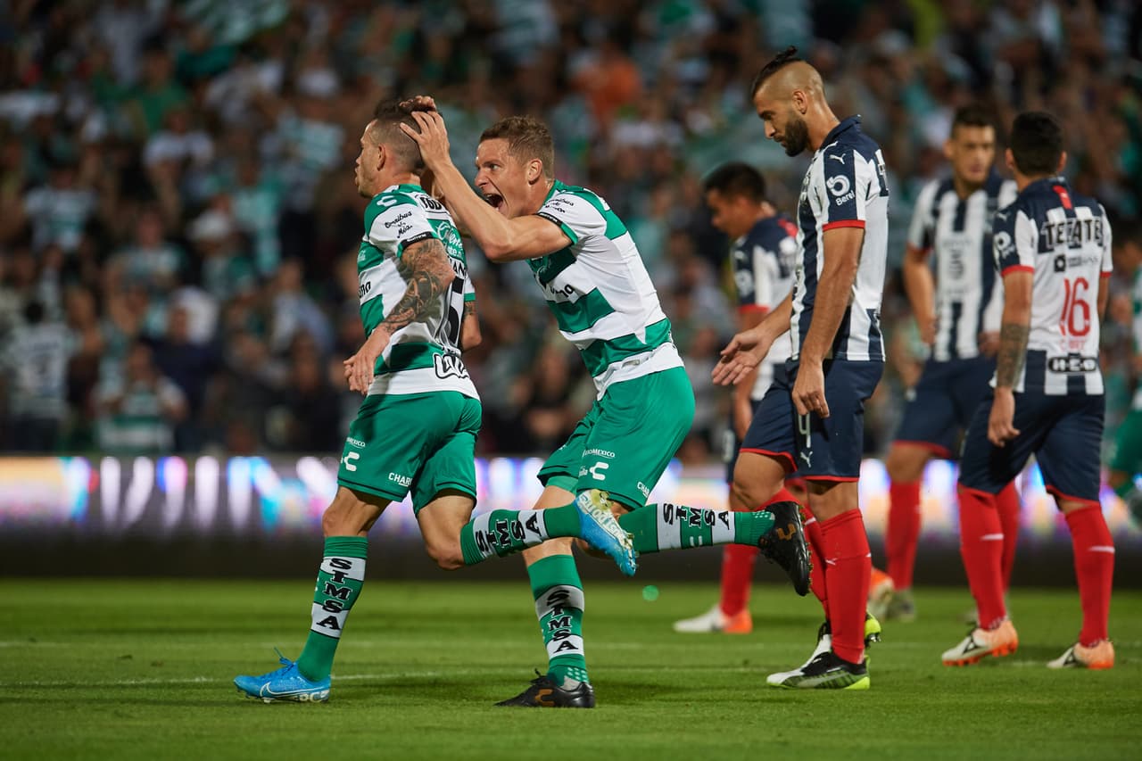 during the game Santos vs Monterrey, corresponding to Quarterfinals Second leg match of the Torneo Apertura 2019 of the Liga BBVA MX, at TSM Corona Stadium, on December 01, 2019. <br><br> durante el partido Santos vs Monterrey, correspondiente al partido de Vuelta de los Cuartos de Final del Torneo Apertura 2019 de la Liga BBVA MX, en el Estadio TSM Corona, el 01 de Diciembre de 2019.