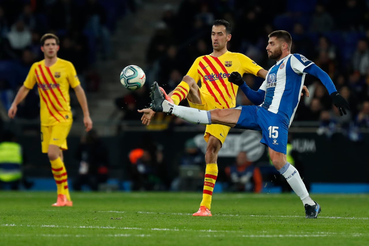 <b>Derbi barcelonés o derbi catalán</b>
<br>Así se le denomina al enfrentamiento entre los dos equipos de la ciudad de Barcelona en España: FC Barcelona y RCD Espanyol.