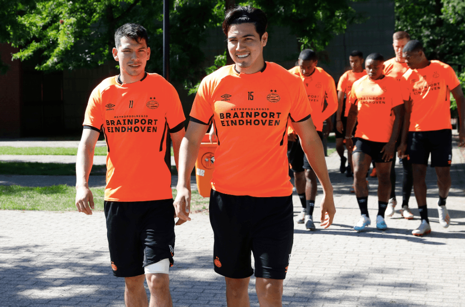Erick Gutiérrez e Hirving Lozano, por minutos con el PSV
