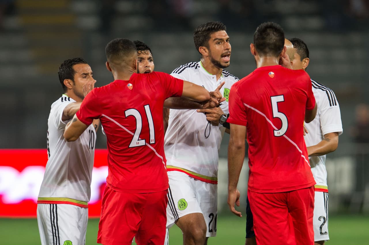 Parecía que aquello sería más serio, porque incluso los gritos y los participantes crecieron rápidamente.