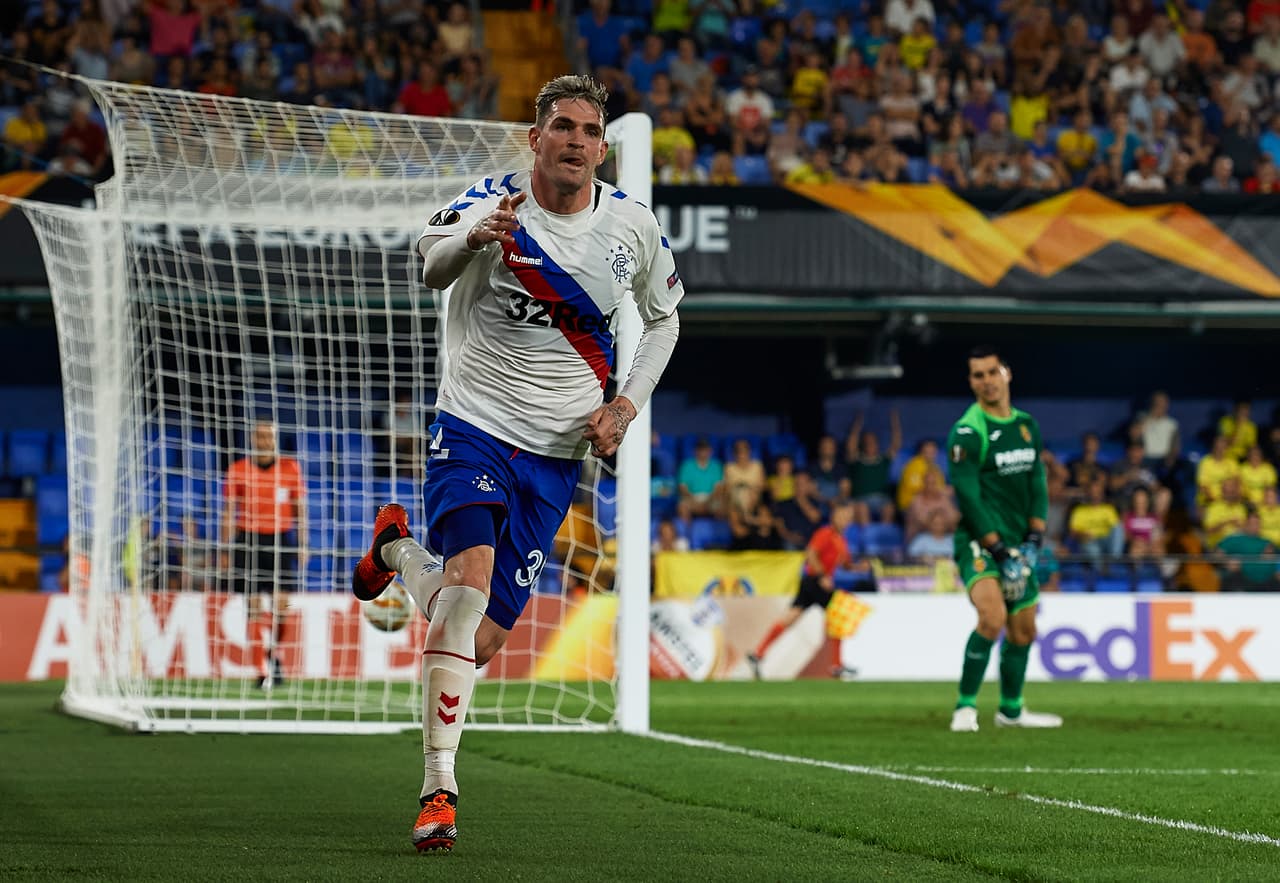 Sin embargo, faltaba una emoción más y la tenía reservada Kyle Lafferty al minuto 76 tras una gran jugada de Borna Barisic.