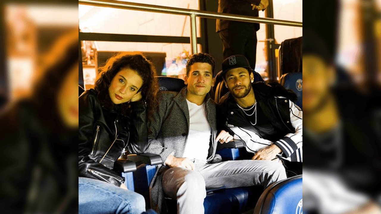 Es tan grande el amor de Neymar por 'La casa de papel' que incluso interpretó un monje durante varios capítulos de la tercera temporada, que se estrenó plataforma digital Netflix el 19 de julio del 2019.