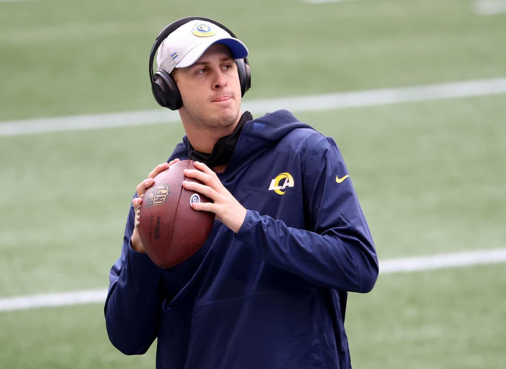 A pesar de haber sufrido una lesión el pulgar y visitar el quirófano, Los Rams aseguraron un puesto de Playoffs como comodín.