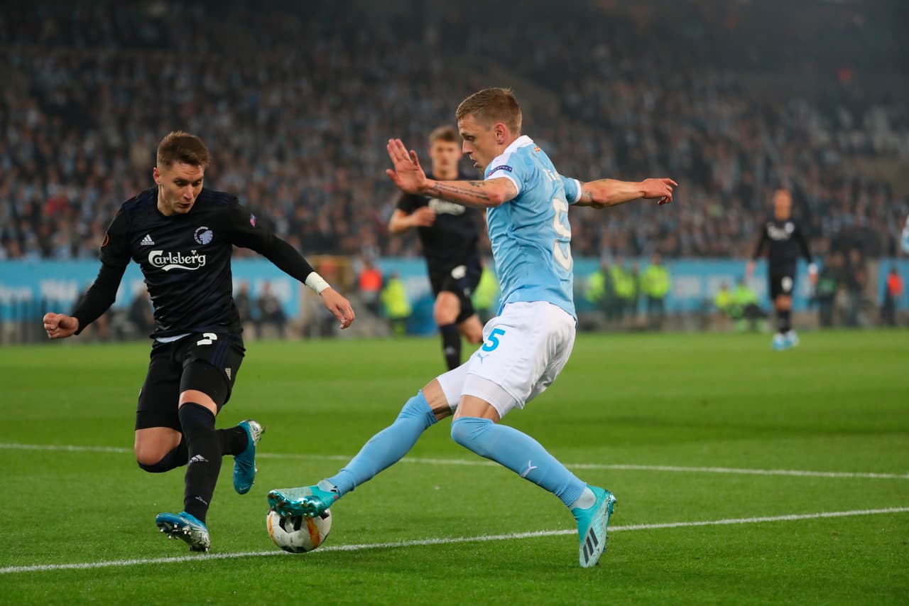 Rosenberg y Nielsen, en propia puerta, hicieron los goles del Malmö 1-1 Copenhagen.
