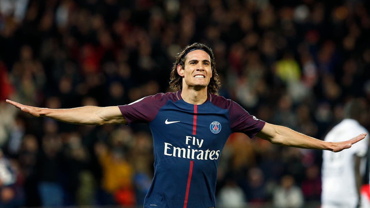 No solo el Madrid estaría pensando en contratarlo, sino otros grandes de Europa como Atlético de Madrid, Chelsea y Napoli, quien vería con buenos ojos su regreso.