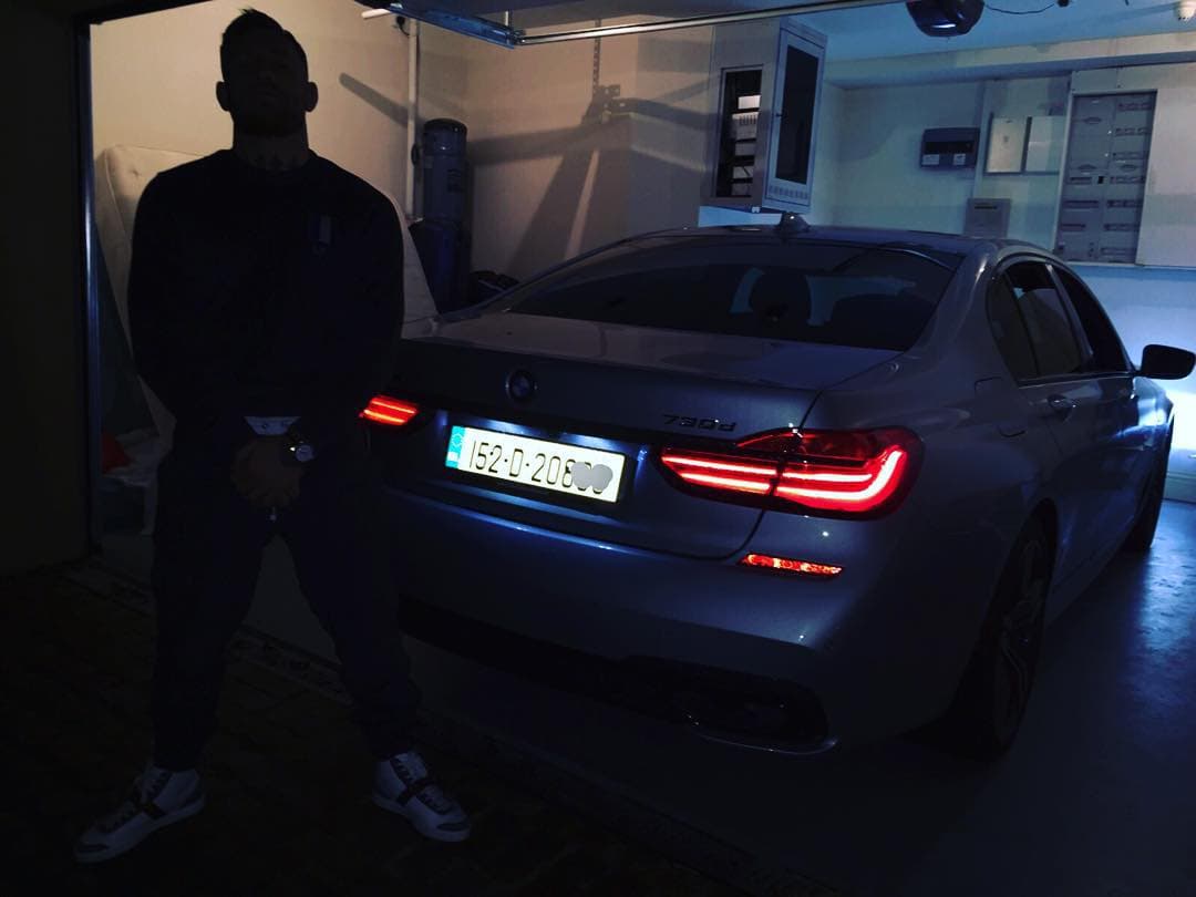 Otro BMW del garaje de Conor McGregor es este 730d, un lujoso diésel que compró en diciembre de 2015.