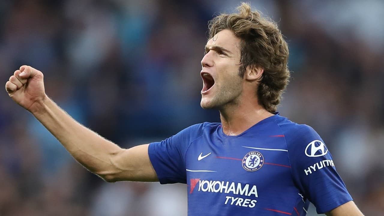 <b>Marcos Alonso Mendoza</b>, el tercero en la dinastía, es canterano del Real Madrid pero ha labrado su carrera lejos de España en clubes como Fiorentina o Chelsea.