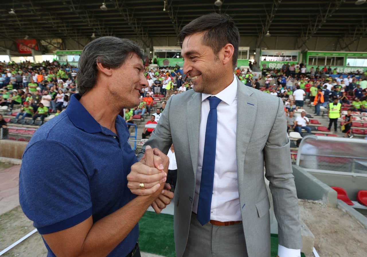Rayados sufre la cuarta derrota del torneo ante Juárez y los Bravos sorprenden en el cierre de la Fecha 8 en la Liga MX.