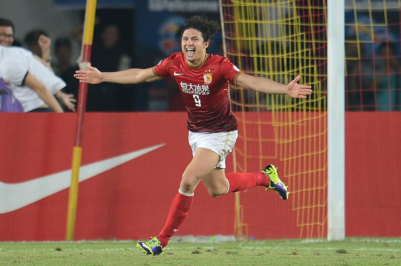 Durante años ha sido visto como una pieza digna de defender la selección y ahora gracias a Marcello Lippi podrá jugar con China.