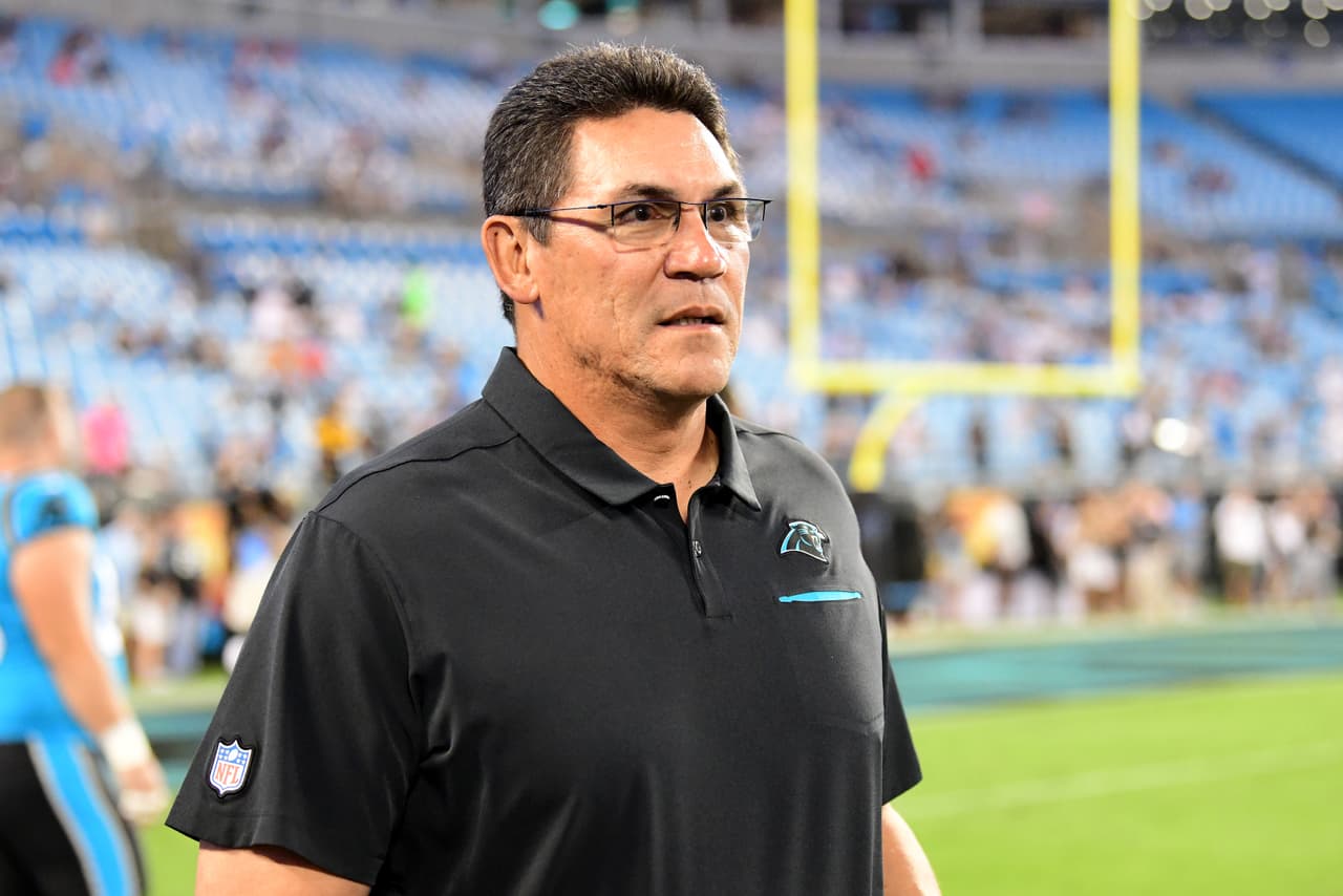 Las mejores imágenes del Carolina Panthers vs Tampa Bay Buccaneers del Thursday Night en la Semana 2 de la NFL.