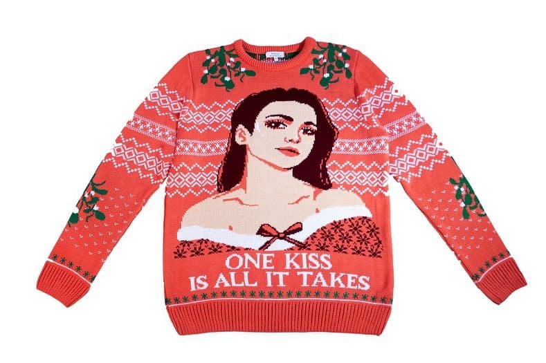 Dua Lipa no se podía quedar atrás y también inspiró a 'Not Just' para crear una prenda en su honor.