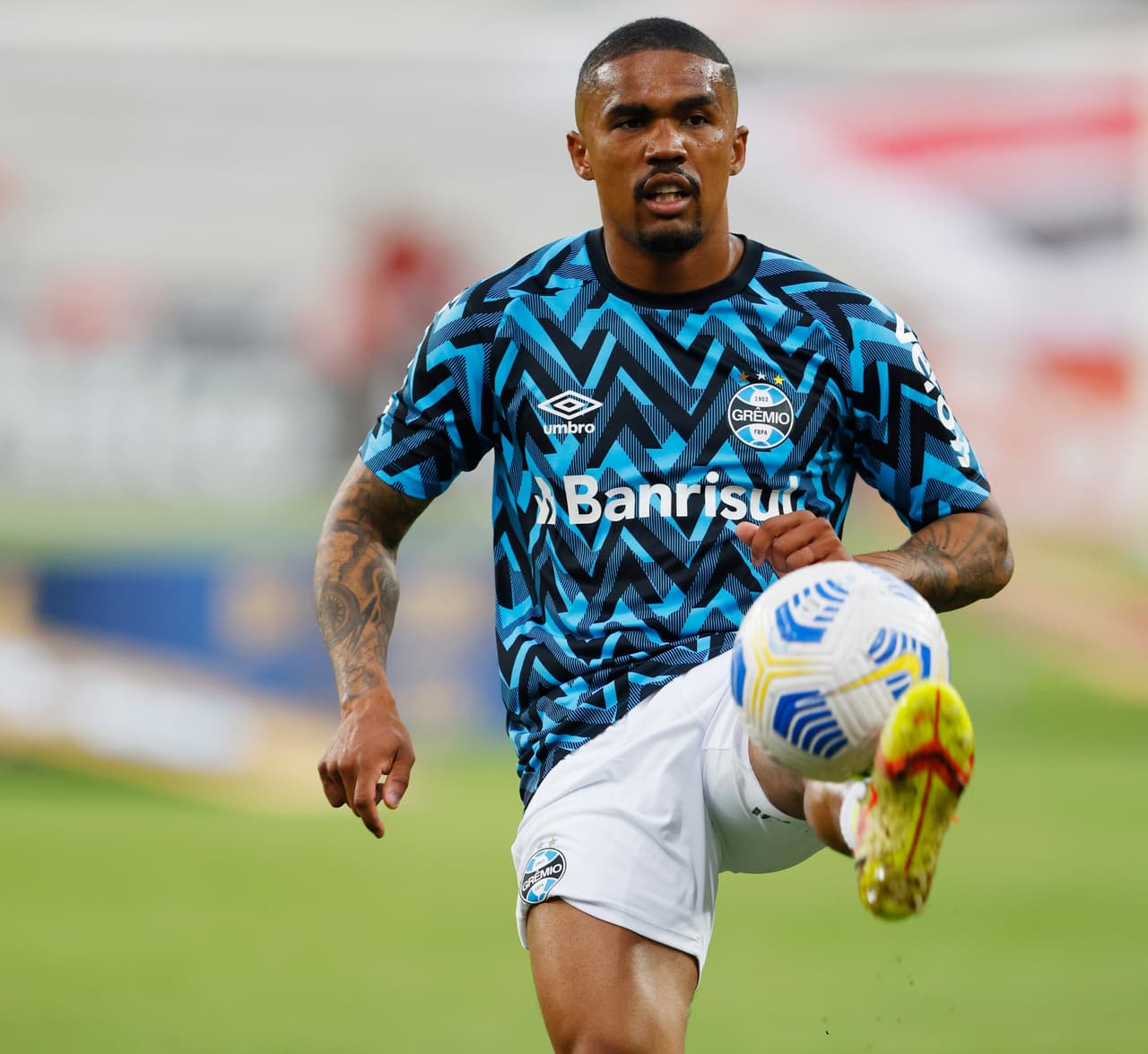 Ataque de lujo: LA Galaxy sumaría al brasileño Douglas Costa