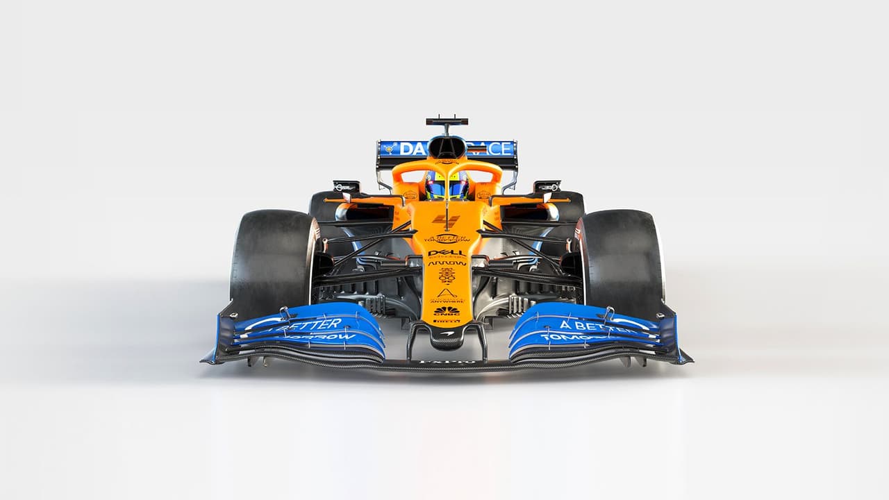 Desde el Centro de Tecnología de McLaren, el equipo reveló el carro para la Formula 1 2020 al mundo. Los pilotos Sainz y Norris, quienes entran en segunda temporada con el equipo, presentaron orgullosamente el carro que conducirán.