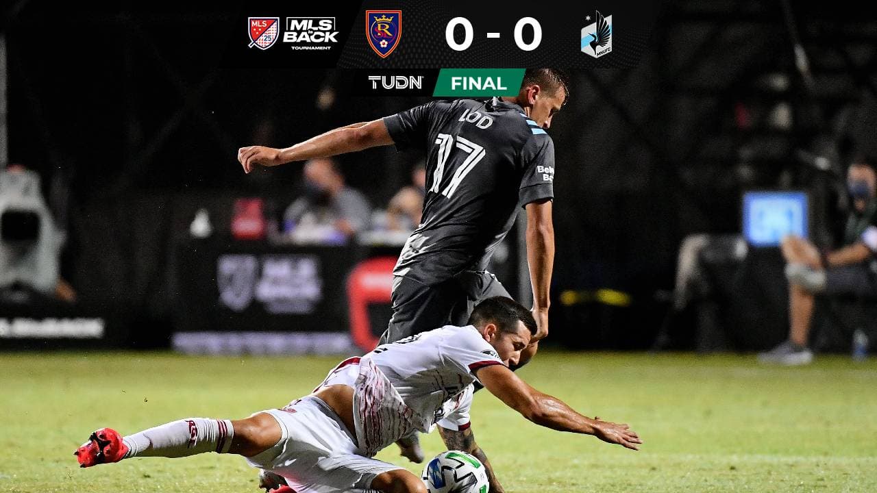 Ni Luis Amarilla, ni Douglas Martínez supieron descifrar los enigmas defensivos