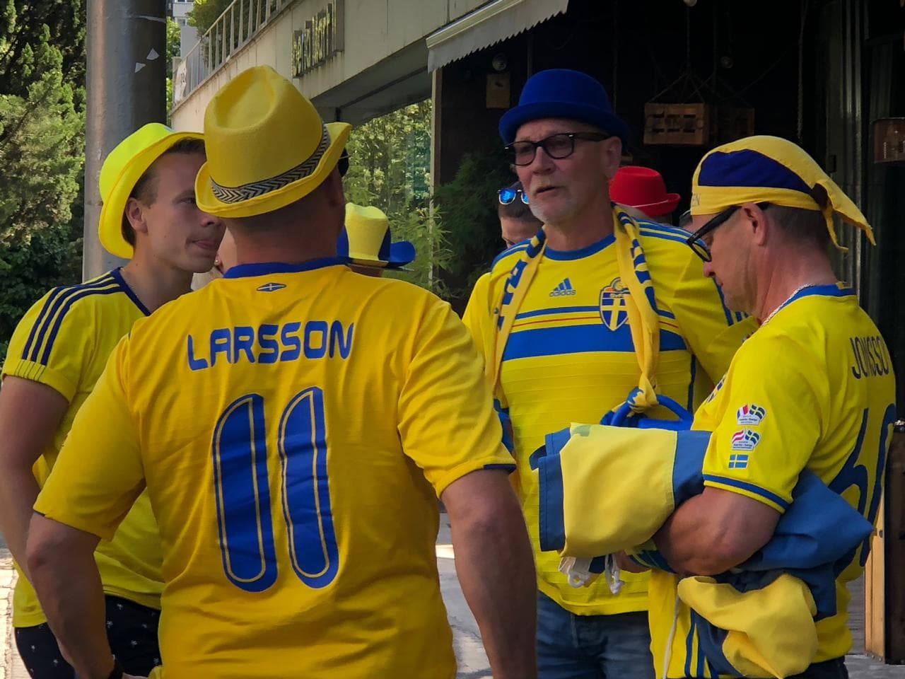 La fiesta de los fanáticos de Suecia en Madrid mostró la alegría vikinga previo al duelo contra España en el estadio Santiago Bernabéu por la Eliminatoria de la Eurocopa 2020.