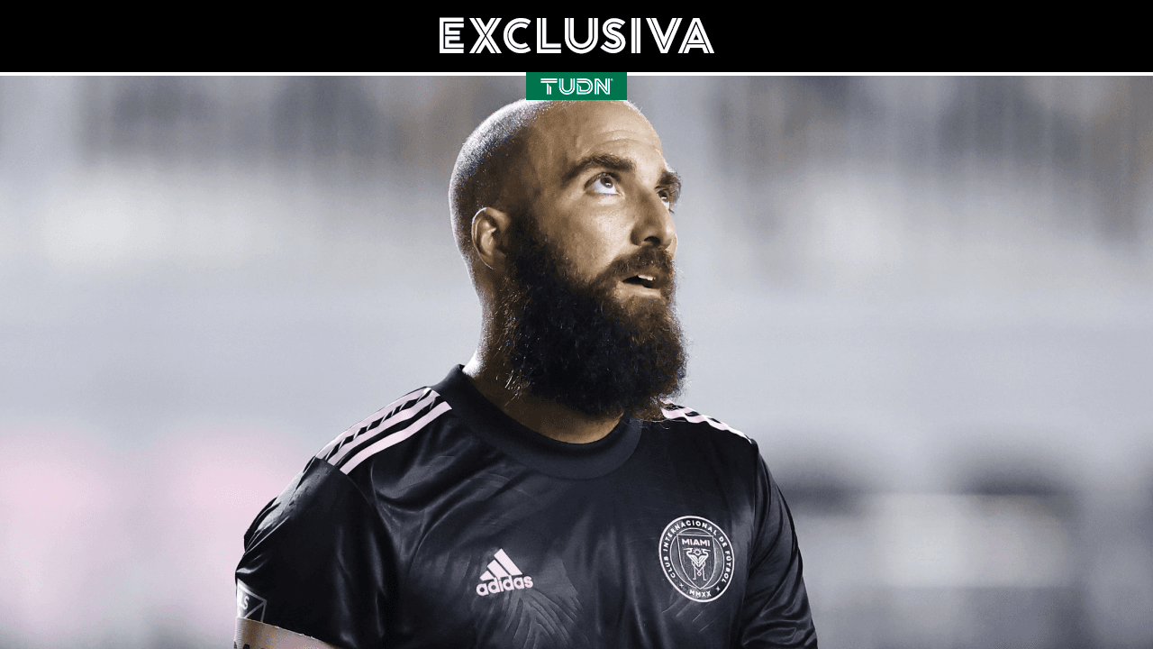 Higuaín incómodo de "críticas despiadadas" hacia Argentina