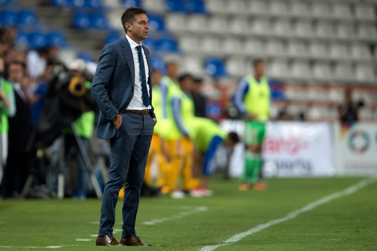 Ricardo ‘Tuca’ Ferretti se mostró tranquilo a lo largo del cotejo. Contrastando con la ansiedad de Diego Alonso que sin saber que es ganar tres unidades a lo largo del torneo, lo buscaba con insistencia.