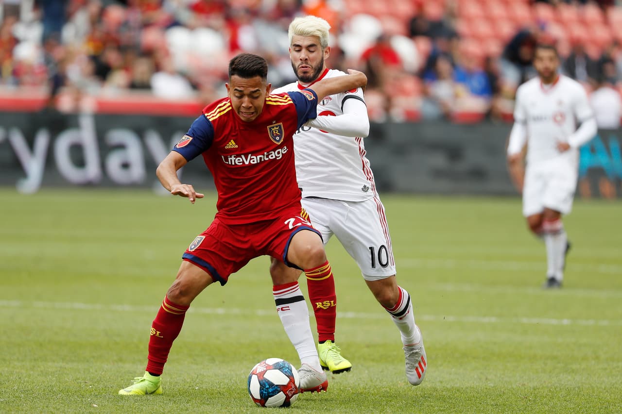 Un gol y una asistencia para Sebastián 'Bofo' Saucedo, uno de los grandes nombres del triunfo 3-0 de Real Salt Lake sobre Toronto FC.
