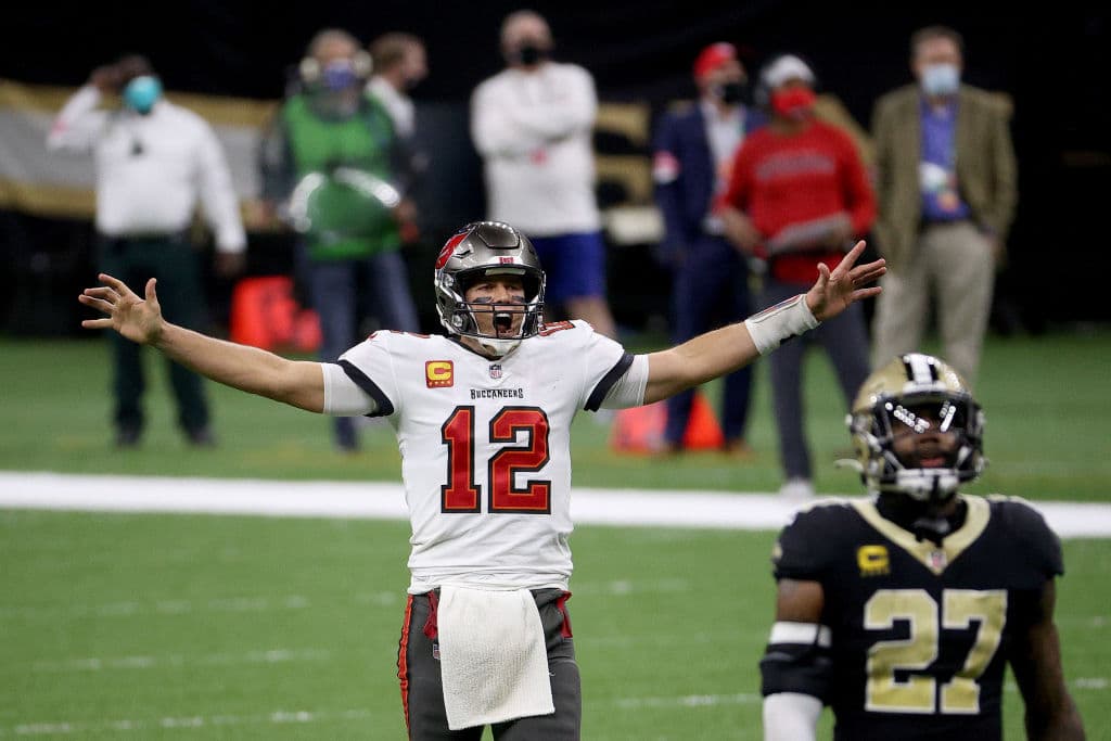 La defensa de los Buccaneers tiene una gran noche y los de Tampa logran vencer 30-20 a los New Orleans Saints.