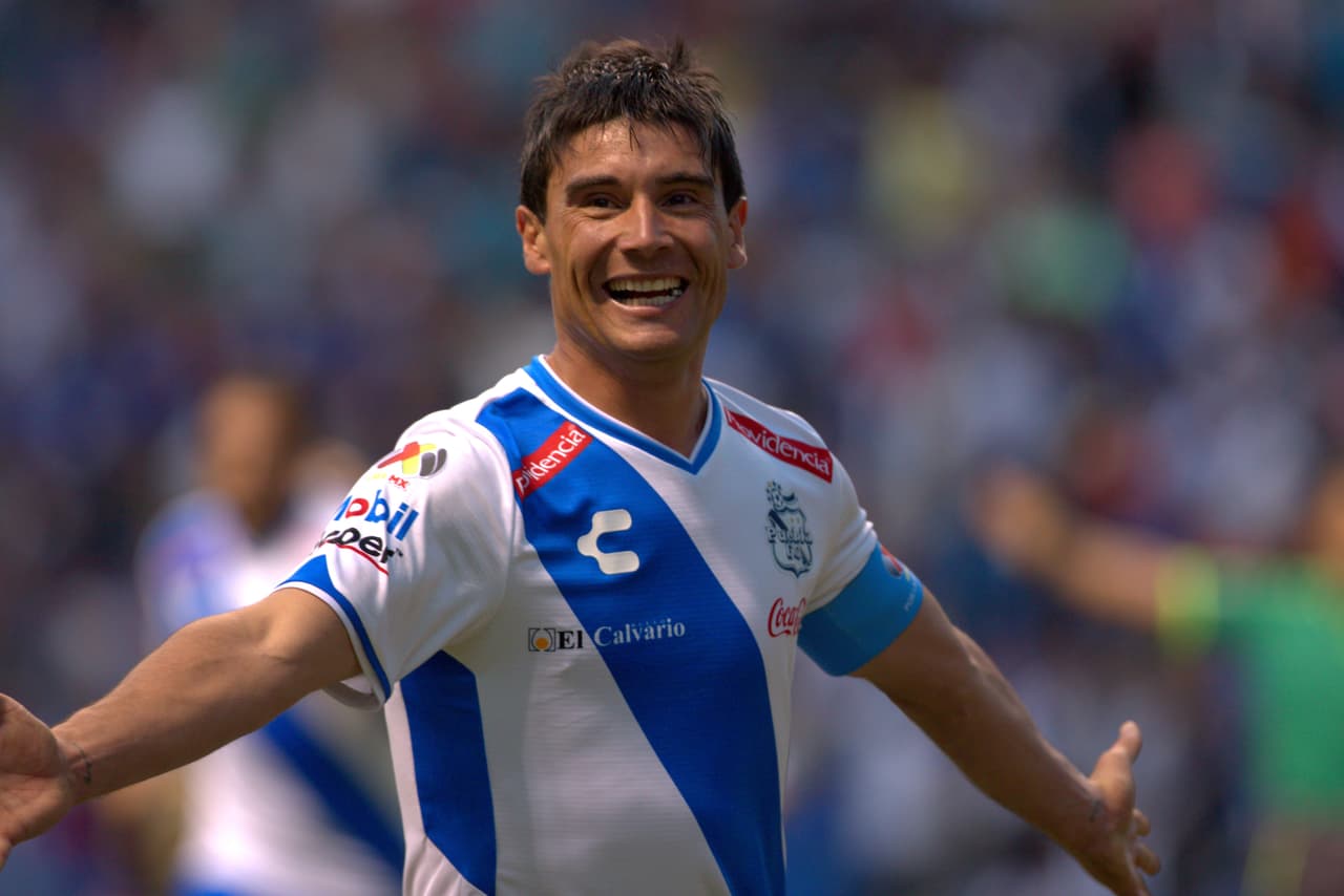 Matías Alustiza, Puebla.- El delantero del equipo poblano marcó un doblete en el partido contra Dorados, sumando 14 puntos en la Jornada 7. Su valor en el UD Fantasy es de $6.2 millones.