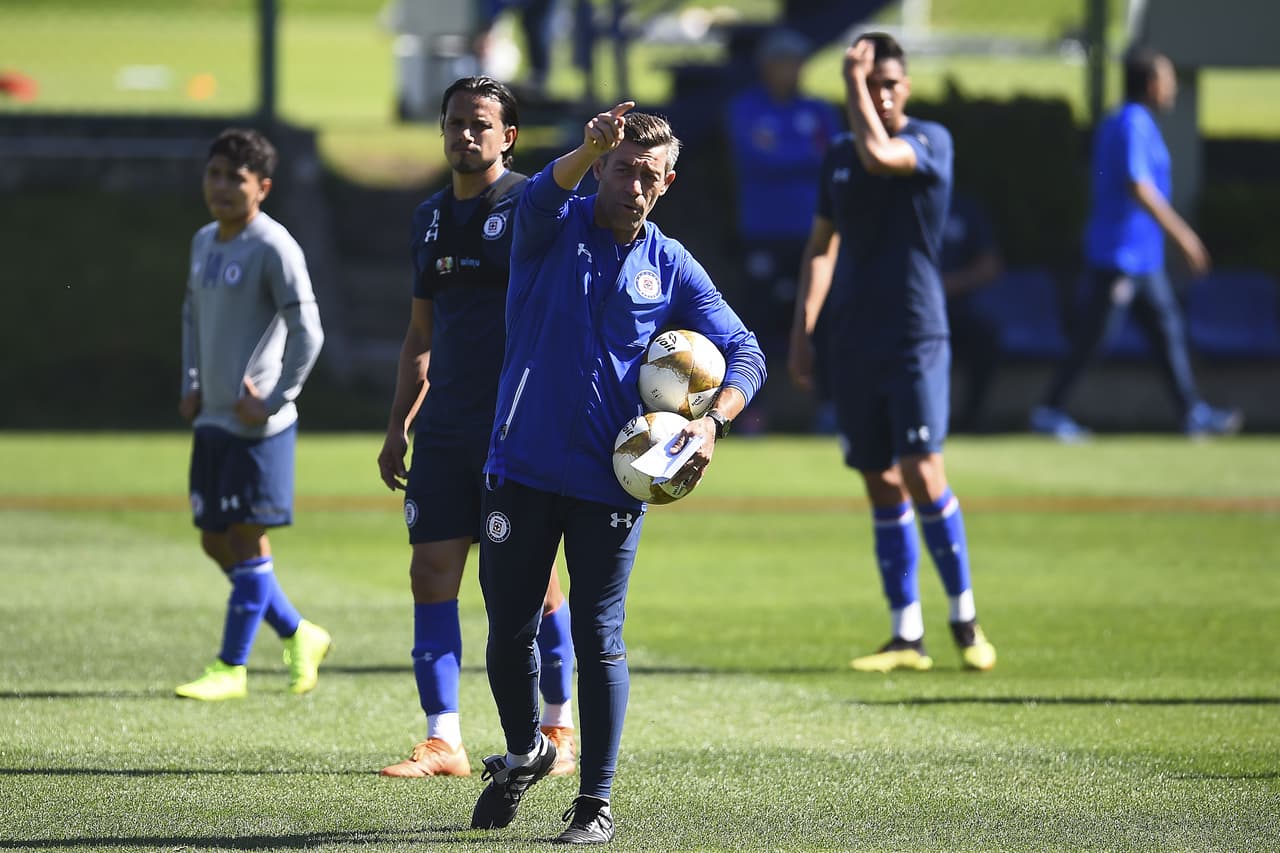 El portugués en un guía que tiene mucha credibilidad entre los jugadores porque saben que el técnico ya fue campeón de la Liga MX.