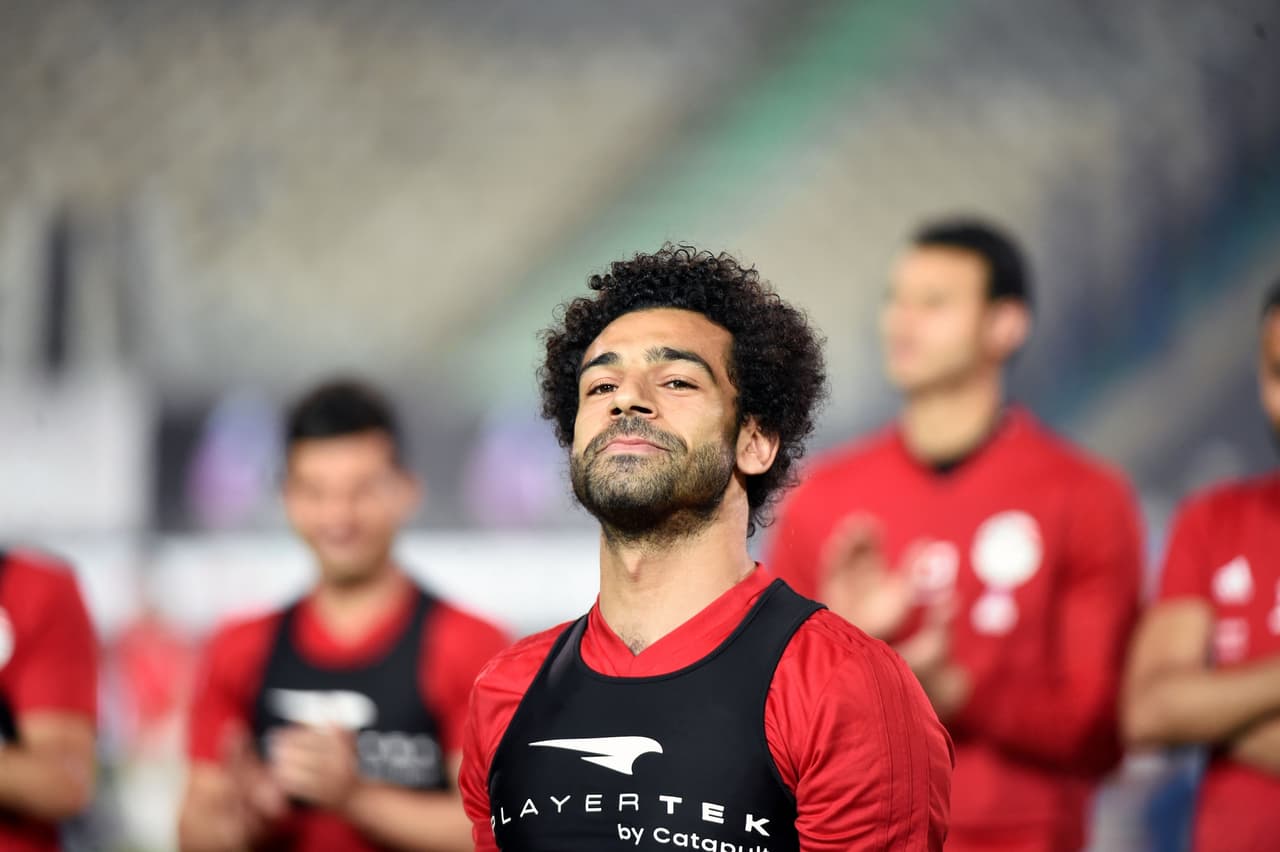 Egypt's national team footballer and Liverpool's forward Mohamed Salah takes part in a training session at Cairo international stadium in Cairo on June 9, 2018. - Liverpool star Mohamed Salah turned up for Egypt training in Cairo on Saturday ahead of the Pharaohs' departure for the World Cup in Russia but didn't take part, AFP witnessed. (Photo by Khaled DESOUKI / AFP) (Photo credit should read KHALED DESOUKI/AFP/Getty Images)