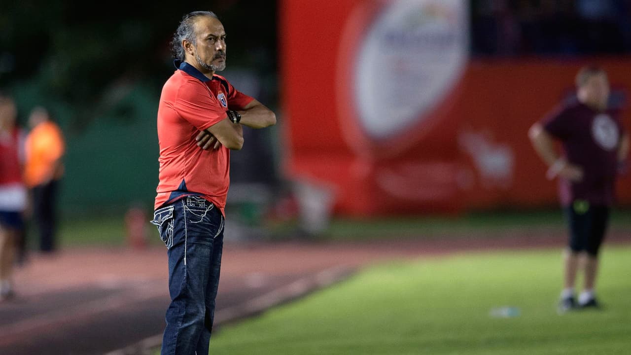 'Potro' Gutierrez garantiza continuidad como DT de Real España un año