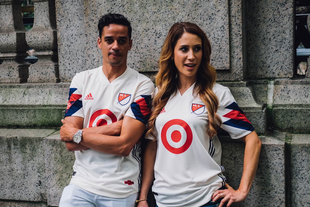 La ciudad de Atlanta inspira al uniforme del All-Star Game entre las estrellas de la liga y Juventus