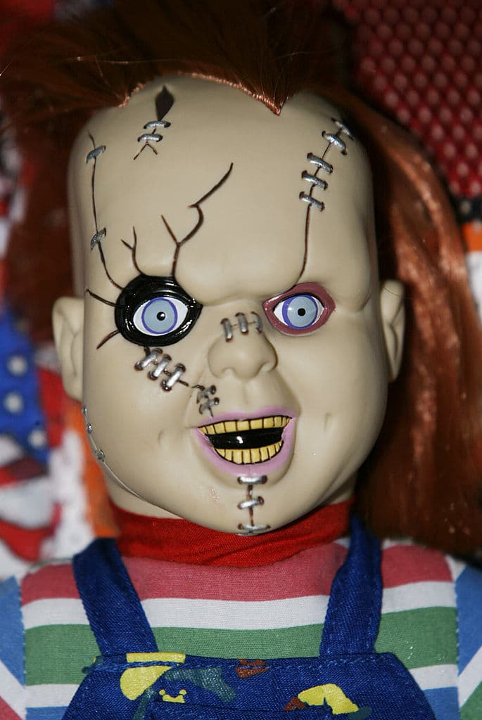 Es el icónico muñeco de "Child's Play" donde un villano asesino en serie reencarna a través de un muñeco. La película de 1988 condujo al éxito de taquilla y a seis secuelas. El 12 de octubre llegará la serie en Syfy y USA Network.