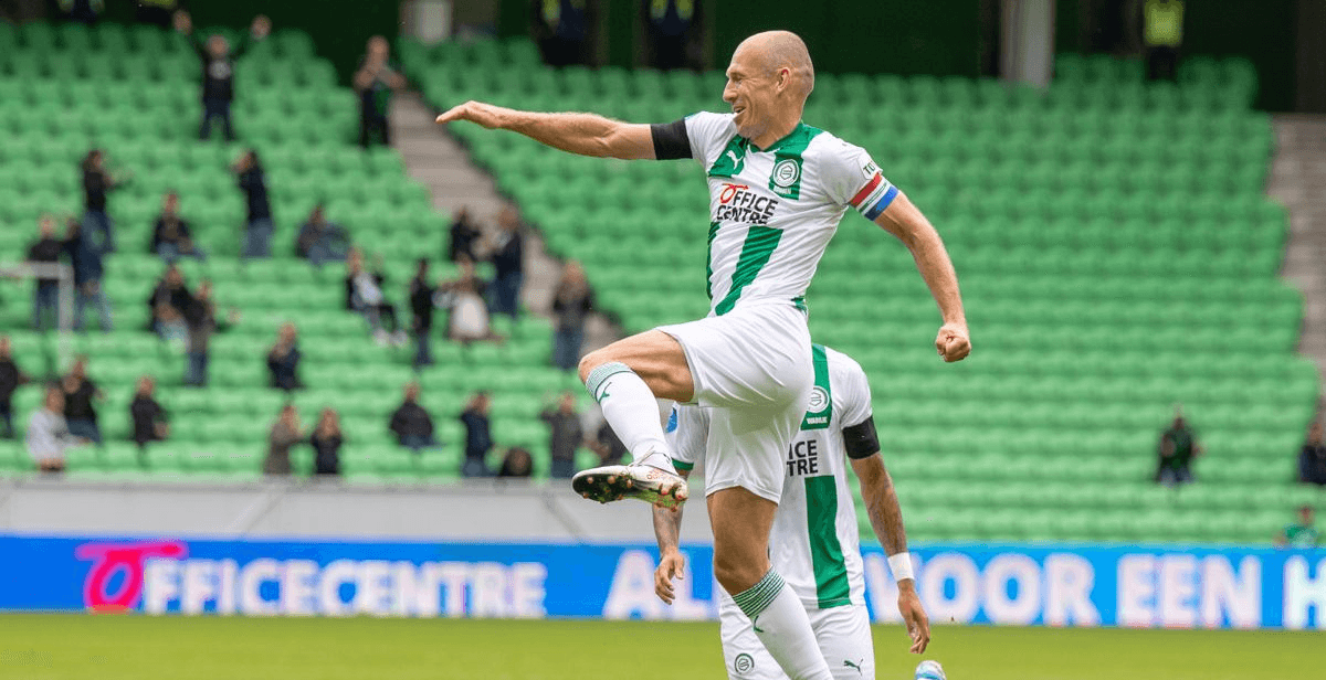 Arjen Robben ya anotó tras su regreso con el Groningen